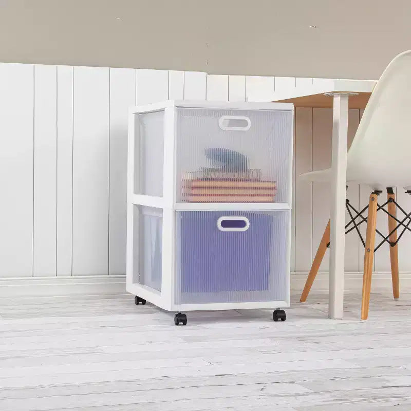 Carrello portaoggetti Sterilite Ultra a 2 cassetti, bianco