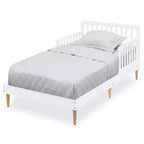 Delta Children Jordan Lettino per Bambini - Bianco: Culla/Lettino Standard, Struttura in Pino, Stile Moderno
