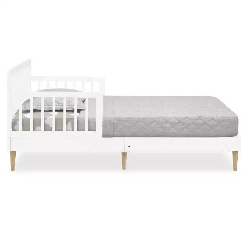 Delta Children Jordan Lettino per Bambini - Bianco: Culla/Lettino Standard, Struttura in Pino, Stile Moderno