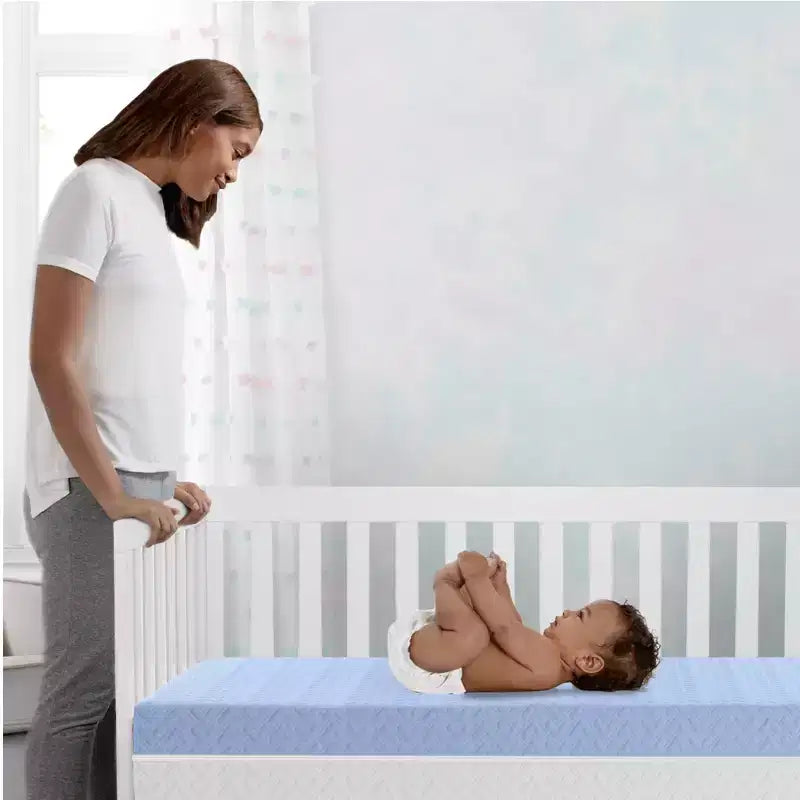 Delta Children Materassino per Culla Mini Traspirante da 10 cm con Cloud Core - Certificazione Greenguard Gold: Sensazione di Fermezza, Design Ibrido, Rivestimento Non Trapuntato