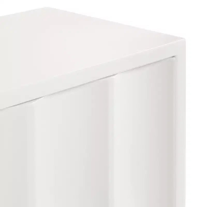 Kate & Laurel All Things Decor 30"x10"x14" Armadietto a Muro con Scallop Sartell Bianco