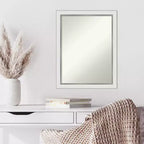 Specchio da parete stretto Eva bianco argento non smussato 21" x 27" - Amanti Art: rettangolare moderno, include hardware di montaggio