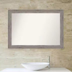 Specchio da parete per bagno Amanti Art Regis Barnwood Gray in legno, senza bisello, 41" x 29": Rettangolare moderno, include ferramenta per il montaggio