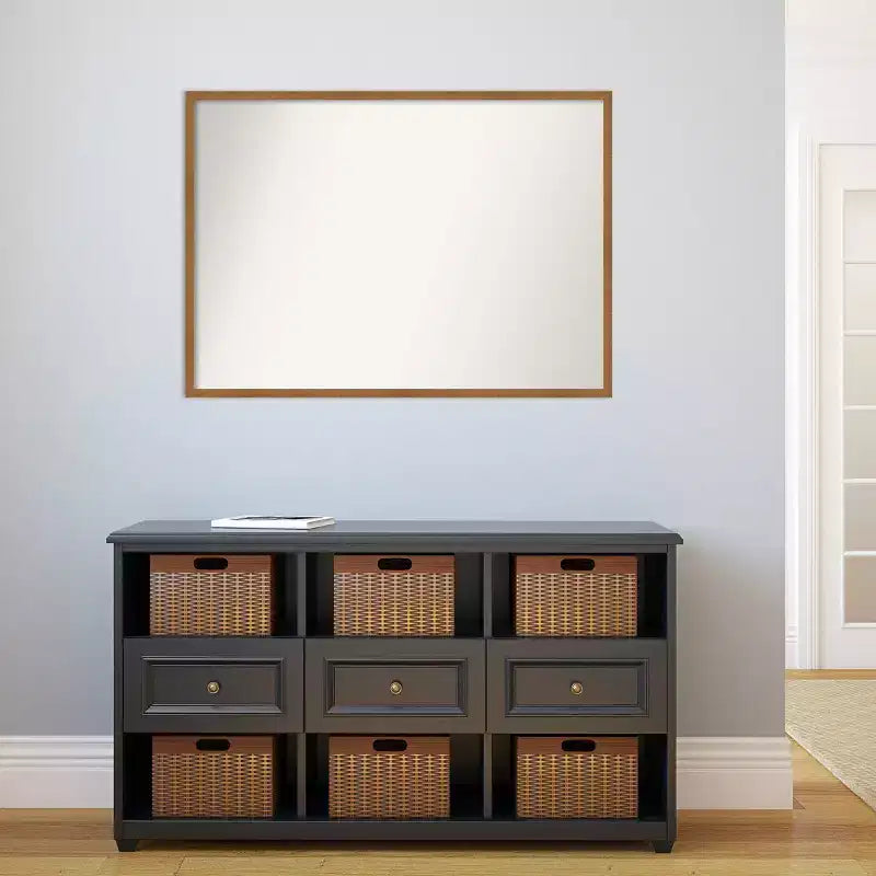 Specchio da parete stretto in legno biondo Carlisle non smussato 39" x 28" - Amanti Art