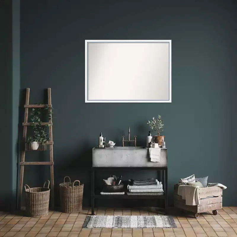 Specchio da parete per bagno Morgan in legno non smussato 40"x29" Bianco/Blu - Amanti Art: Include accessori per il montaggio, cornice in legno