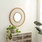 Specchio da Parete Rotondo Floreale in Legno con Metallo Goffrato Bianco - Olivia & May: Stile Rustico, Nessun Montaggio, Cornice in MDF, 80 cm di Diametro
