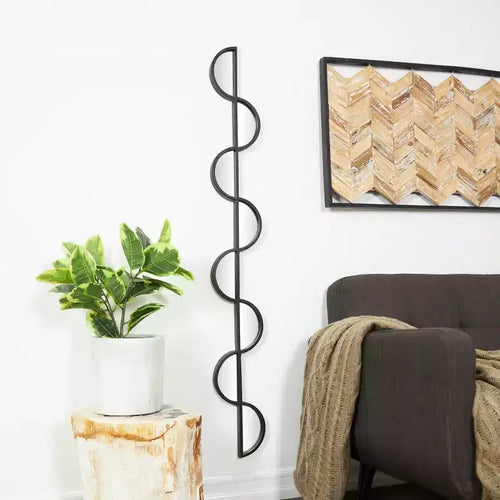 Miroir mural ondulé empilé en bois 59"x7" à 8 couches : Décor de vanité moderne - Olivia & May