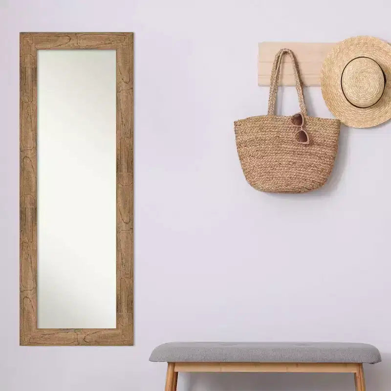 Specchio da porta 20" x 54" in legno marrone con gufo non smussato - Amanti Art