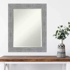 Amanti Art 23" x 29" Specchio da parete con cornice rustica effetto corteccia grigia : Vetro smussato, Cornice in polistirolo, Nessun assemblaggio richiesto