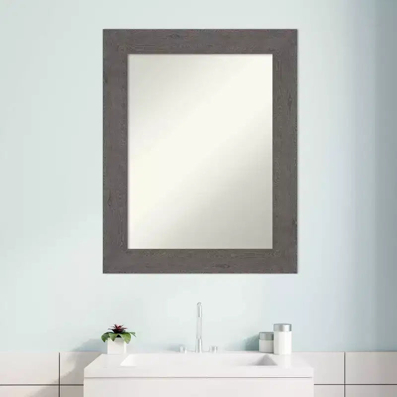 Specchio da parete per bagno Amanti Art con assi rustiche grigie, senza smussatura, 61 x 76 cm: Rettangolare, cornice in polistirene, montaggio a parete