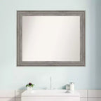 Specchio da parete per bagno in legno Regis Barnwood grigio, senza smussatura, 33" x 27" - Amanti Art