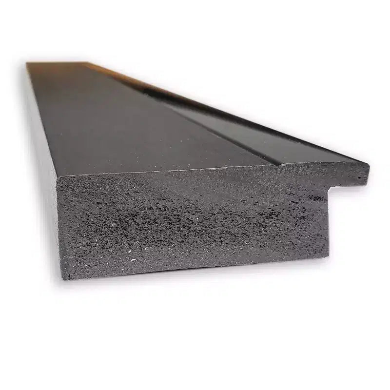 Specchio da parete per bagno Amanti Art 33" x 27" senza smussatura nero Tuxedo: rettangolare, cornice in polistirene, include hardware per il montaggio