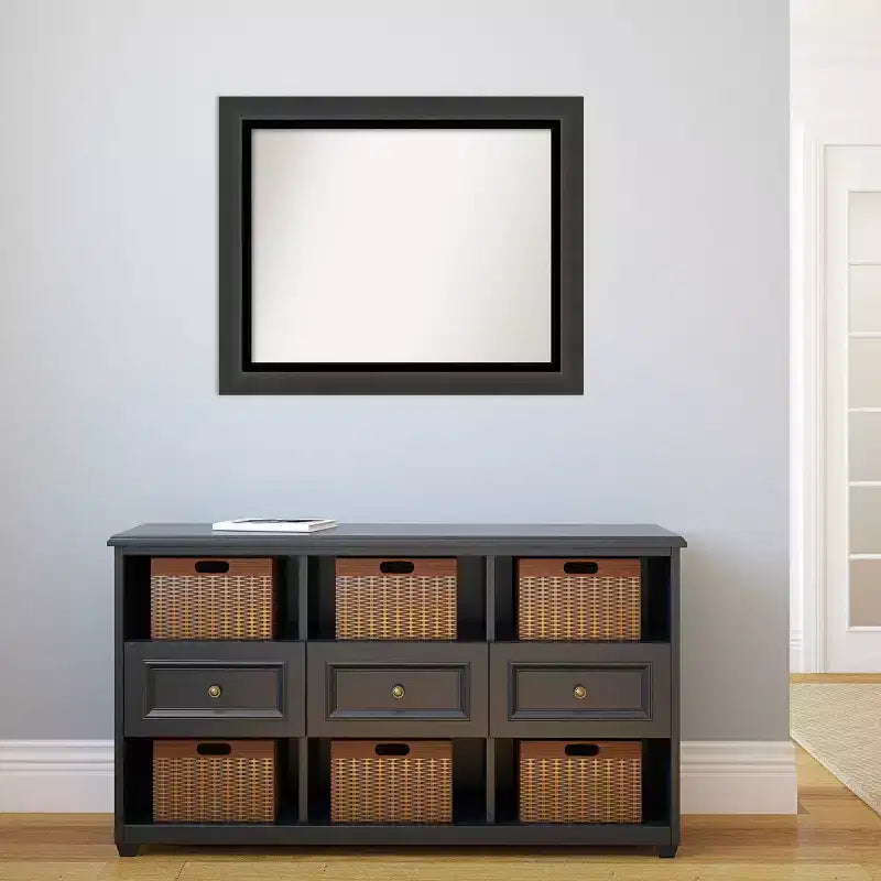 Specchio da parete per bagno Amanti Art 33" x 27" senza smussatura nero Tuxedo: rettangolare, cornice in polistirene, include hardware per il montaggio