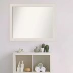 Specchio da parete stretto da bagno 32" x 26" con assi rustiche bianche: montaggio a parete, cornice in polistirene - Amanti Art