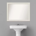 Specchio da parete stretto da bagno 32" x 26" con assi rustiche bianche: montaggio a parete, cornice in polistirene - Amanti Art