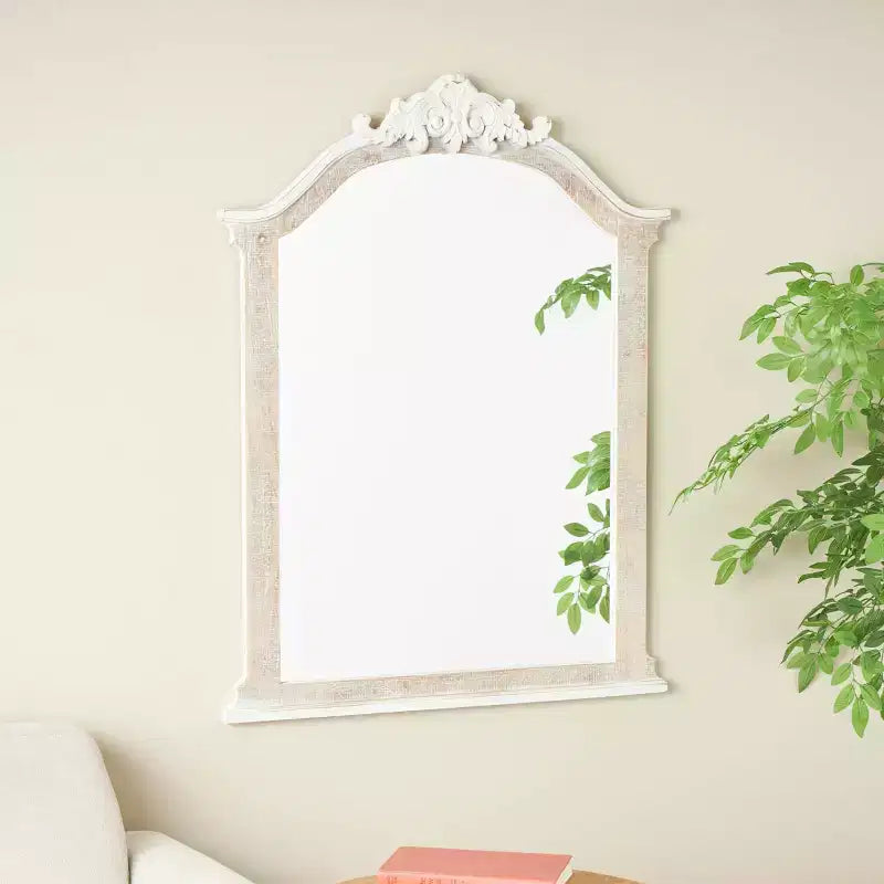 Olivia & May Specchio da parete con cornice in legno ad arco intagliato, 94x71 cm, finitura bianca anticata marrone: nessun assemblaggio richiesto, decorazione moderna