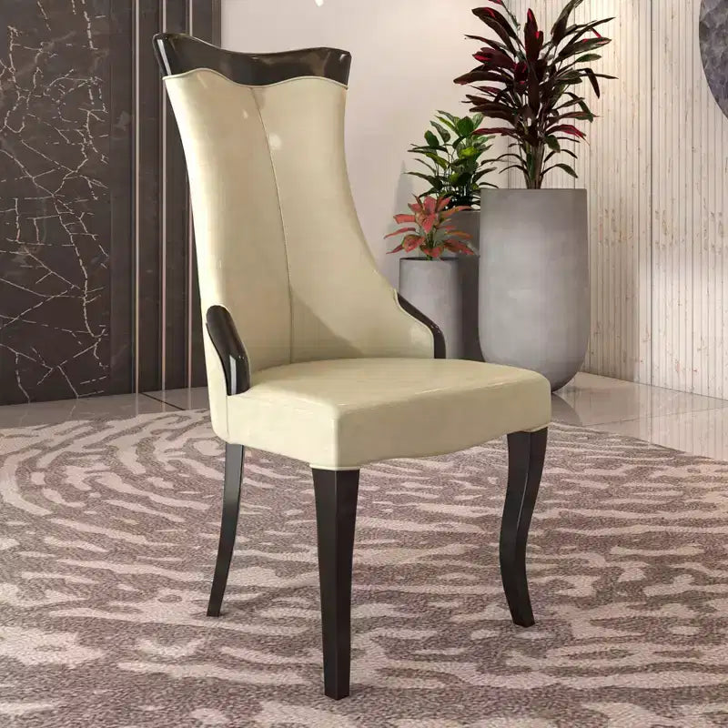 Sedia da pranzo LeisureMod imbottita in pelle/velluto, comoda sedia da cucina con gambe in legno di caucciù, serie Novara, set da 4