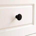 Cassettiera Hitow White Classic a 6 cassetti con gambe robuste e maniglie in metallo