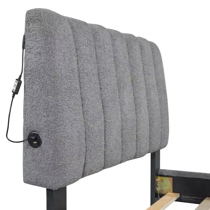 Letto a piattaforma imbottito con due letti estraibili - Design salvaspazio