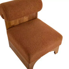 Christopher Knight Home Pedro Sedia di design imbottita in bouclé con struttura in legno di gomma e schienale arrotolato