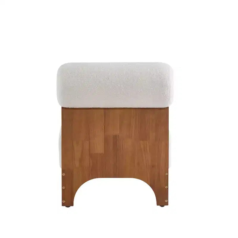 Christopher Knight Home Pedro Sedia di design imbottita in bouclé con struttura in legno di gomma e schienale arrotolato