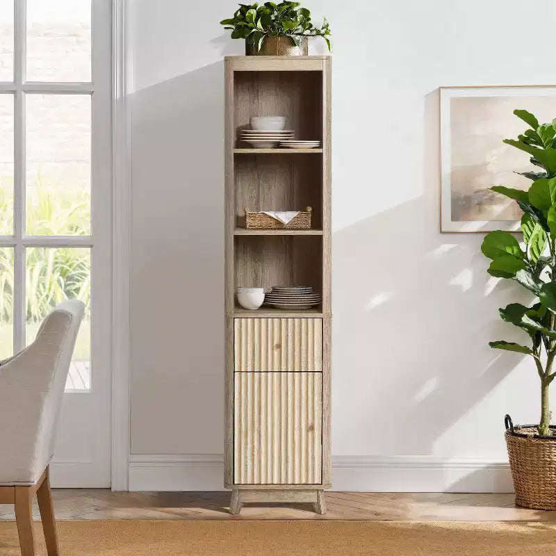 Mobiletto a torre da bagno LuxenHome, in legno multistrato, con finitura naturale, motivo a onde, 1 cassetto e 1 anta, colore marrone