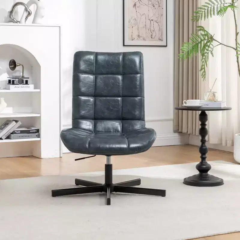 Poltrona girevole Arlena Roundhill Furniture in similpelle trapuntata