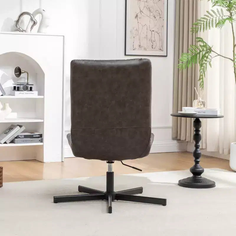 Poltrona girevole Arlena Roundhill Furniture in similpelle trapuntata