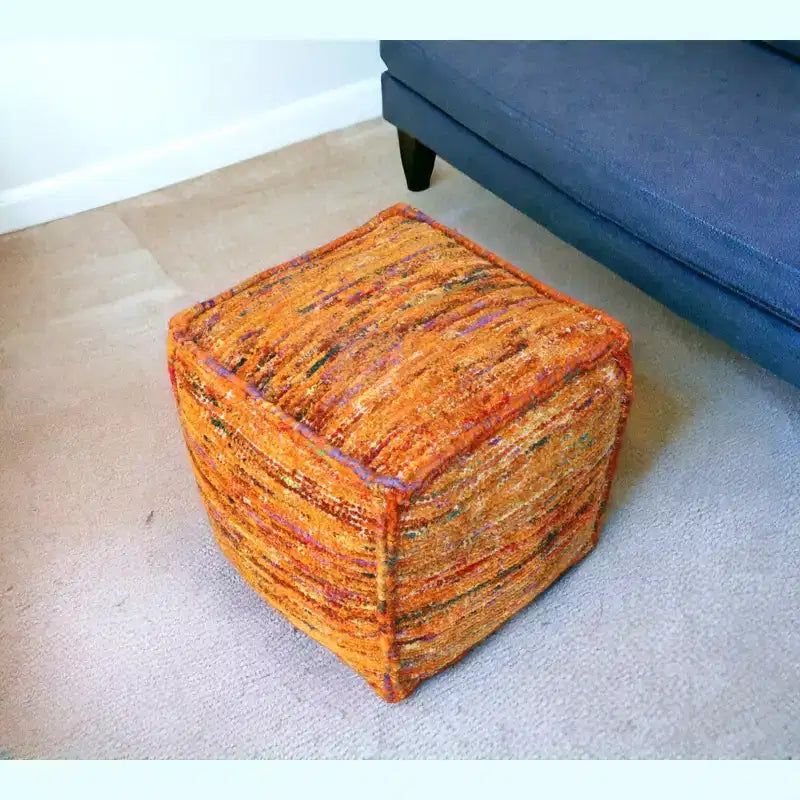 Pouf ottomano HomeRoots 18 arancione in misto seta riciclata e cotone