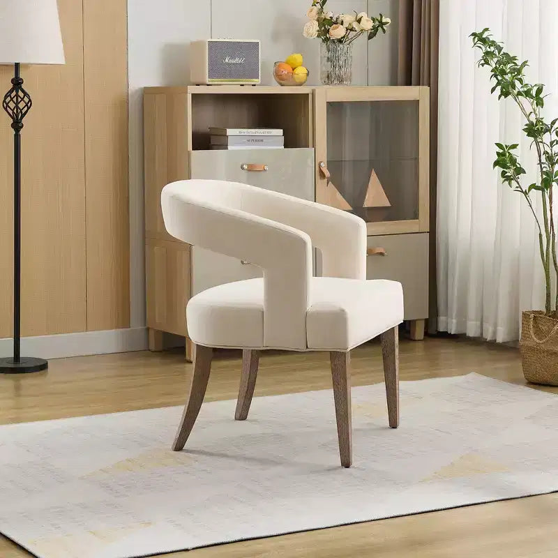 25.79W Poltrona di design moderna con schienale aperto e gambe in legno massiccio effetto invecchiato, sedia da pranzo - ModernLuxe