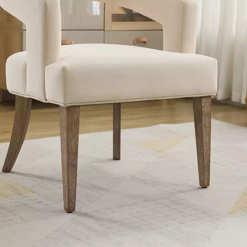 25.79W Poltrona di design moderna con schienale aperto e gambe in legno massiccio effetto invecchiato, sedia da pranzo - ModernLuxe