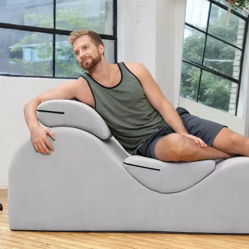 Avana Luvu Lounger - Chaise longue per Yoga, Esercizi, Massaggi - Schiuma ad alta densità - Prodotto negli USA - Grigio chiaro