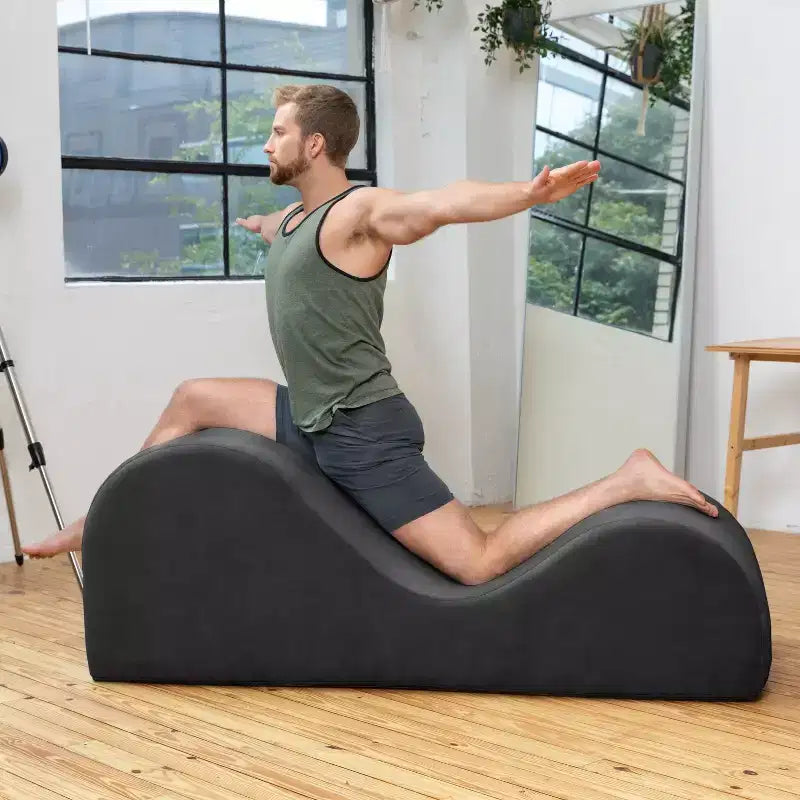 Avana Luvu Lounger - Chaise longue per Yoga, Esercizi, Massaggi - Schiuma ad alta densità - Prodotto negli USA - Grigio chiaro