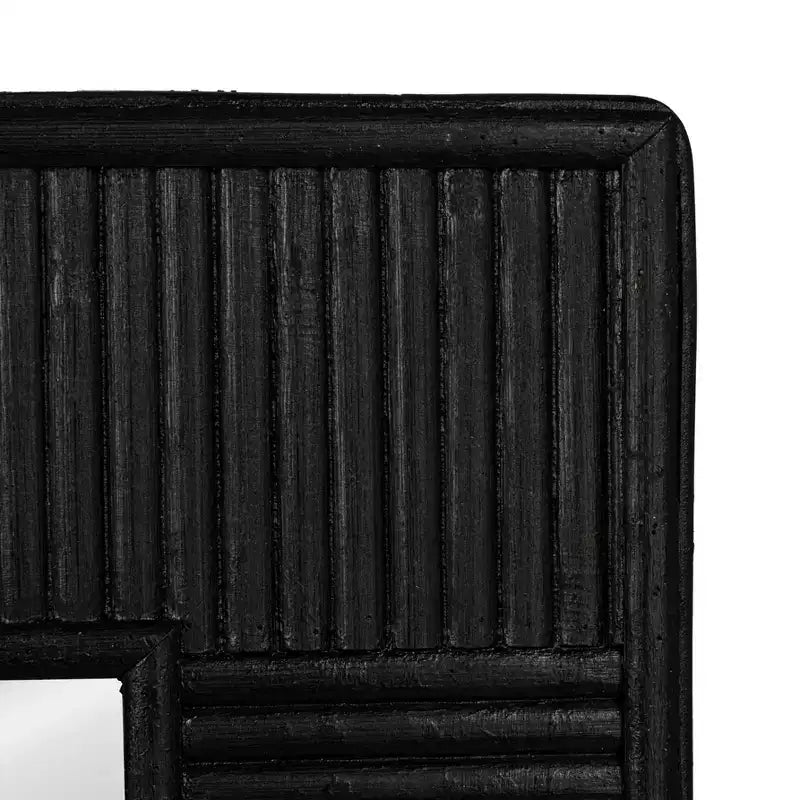 Specchio da parete quadrato in bambù Storied Home