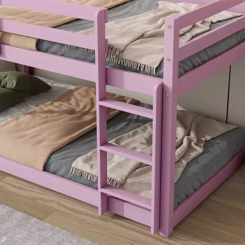 Letto a soppalco singolo Okak Rubber Wood, letto a castello a basso profilo con scaletta larga e doghe rinforzate, letto a soppalco multifunzionale per bambini e ragazzi