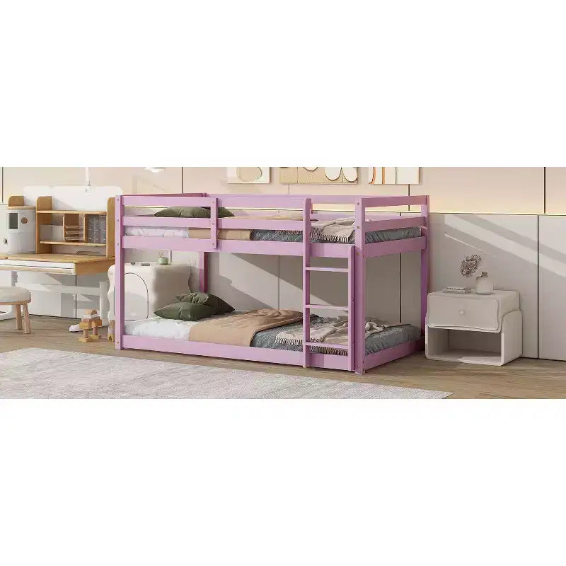Letto a soppalco singolo Okak Rubber Wood, letto a castello a basso profilo con scaletta larga e doghe rinforzate, letto a soppalco multifunzionale per bambini e ragazzi