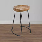 Sgabello da bancone Royal Hampton Industrial in legno di mango e ferro, altezza 24 pollici, set da 2