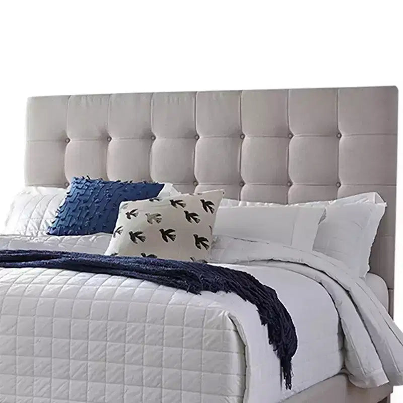 Letto a piattaforma Queen Size Roya Hampton | Rivestimento trapuntato con bottoni profondi | Profilo basso