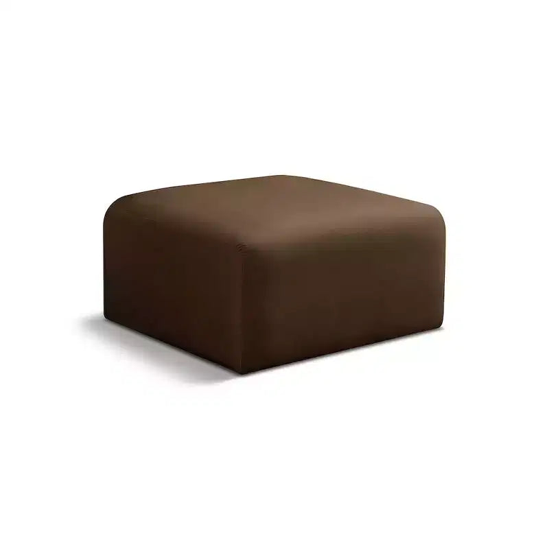Meridian Furniture, Pouf in velluto Arc