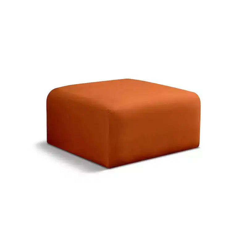 Meridian Furniture, Pouf in velluto Arc