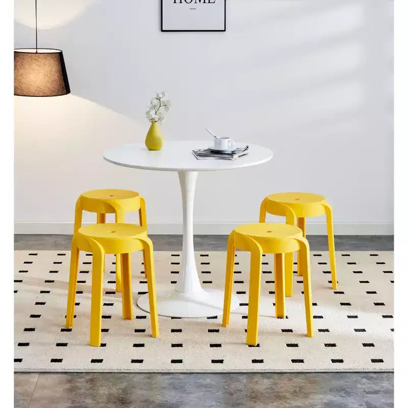 Okak Sgabelli da Pranzo in Plastica, Confezione da 6, Sgabelli Impilabili, Sgabello da Bar Portatile, Sedie Flessibili per Interni ed Esterni per Aula Ufficio Casa