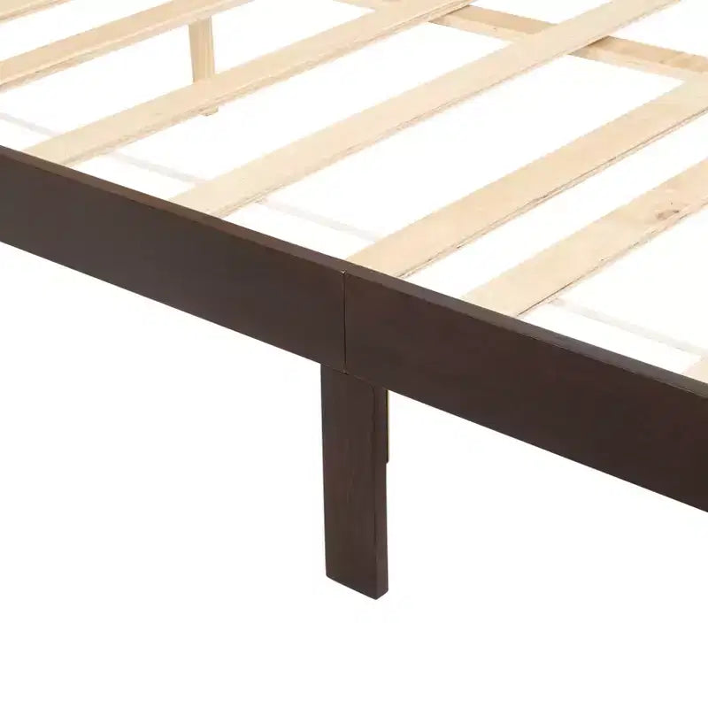 Letto matrimoniale MAYEERTY con testiera in rattan, due cassetti portaoggetti, letto in legno di gomma marrone