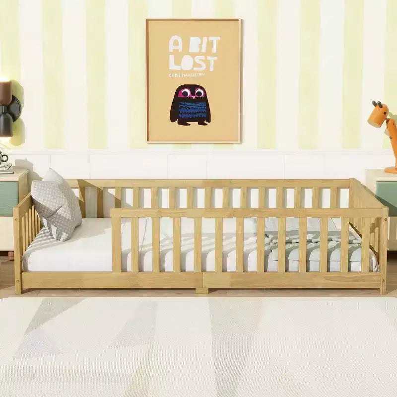 Whisen Letto Matrimoniale & Letto a Pavimento in Legno di Gomma con Recinzione Senza Porta, Letto a Pavimento Multifunzionale per il Sonno e il Gioco dei Bambini