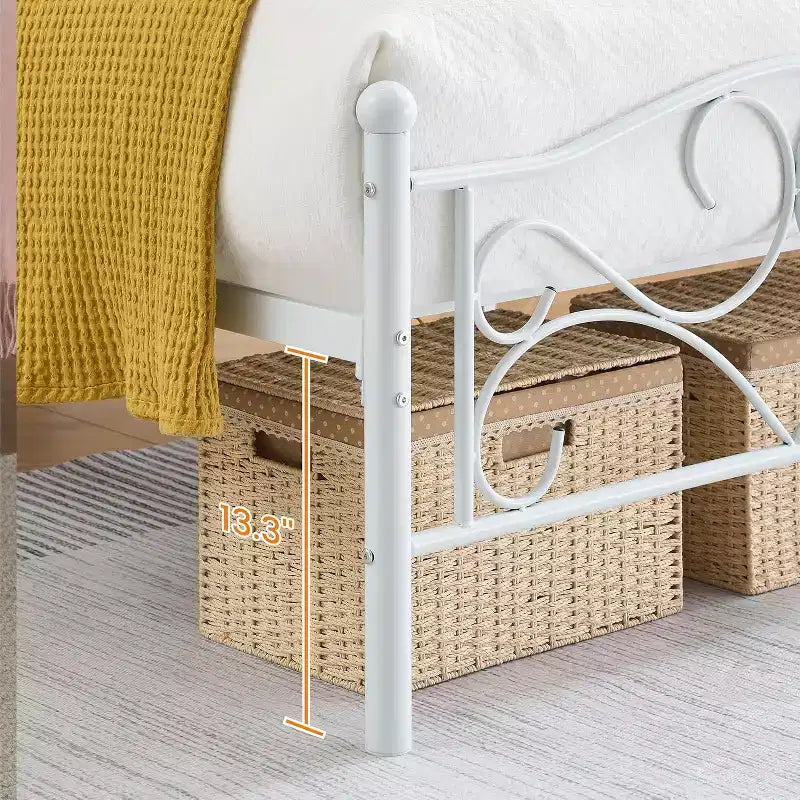 Struttura Letto Singolo Bianco con Testiera, Base per Materasso in Metallo Resistente con Doghe in Acciaio, Nessun Box Spring Necessario, Silenzioso e Durevole