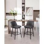 MAYEERTY Set di 2 sgabelli da bar girevoli ad altezza bancone, rotazione a 360°, imbottiti, altezza seduta 65 cm, similpelle grigia per isola cucina o pub