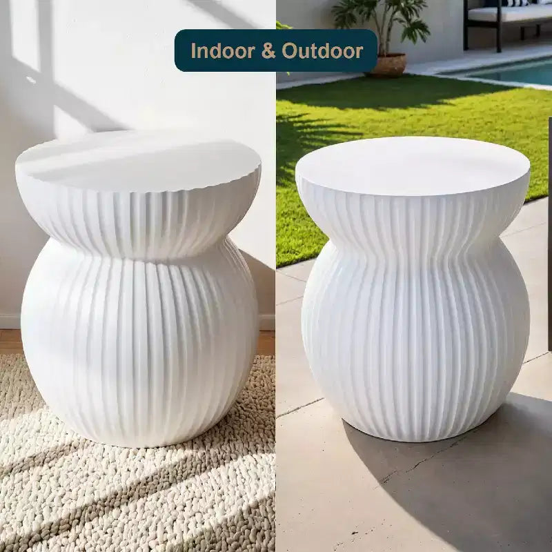 LeisureMod Mander Tavolino d'Appoggio Moderno Scanalato - Tavolino Laterale a Clessidra in Fiberstone