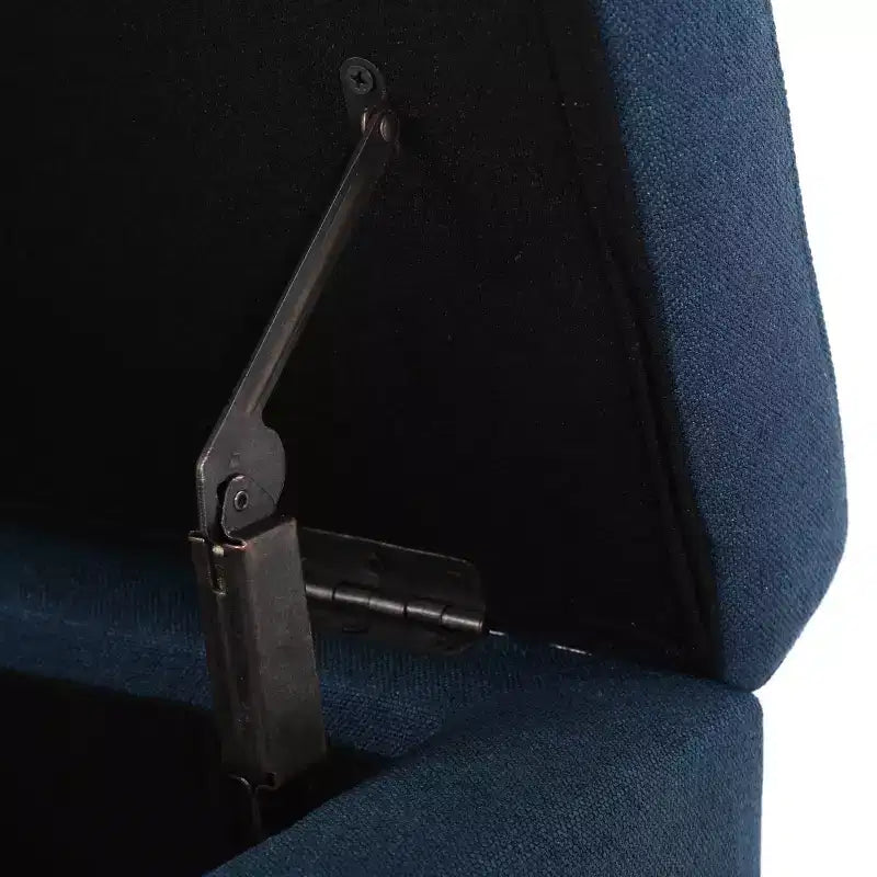 Poggiapiedi contenitore imbottito in tessuto contemporaneo Aurla di GDFStudio