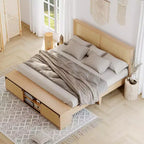 Struttura letto king size in rattan naturale con armadietti scorrevoli a persiana e testiera illuminata a LED, letto a piattaforma in legno boho, non è necessaria la rete a doghe