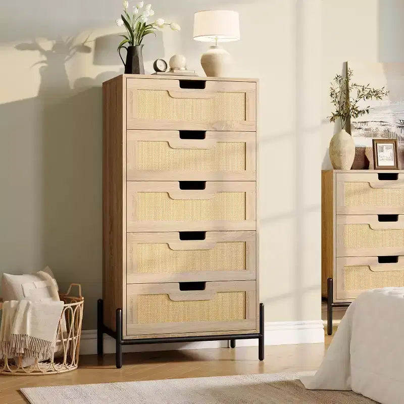 Cassettiera a 5 cassetti in rattan naturale, Cassettiera in legno, Armadietto contenitore rustico con gambe in metallo, Cassettiera moderna per camera da letto, soggiorno