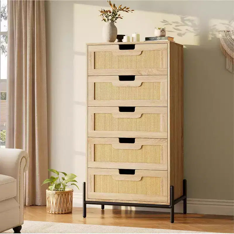 Cassettiera a 5 cassetti in rattan naturale, Cassettiera in legno, Armadietto contenitore rustico con gambe in metallo, Cassettiera moderna per camera da letto, soggiorno